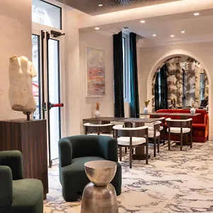 Des Carmes Hotel