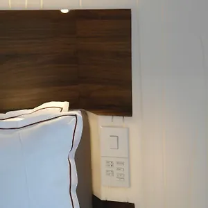 Jules & Jim Hotel