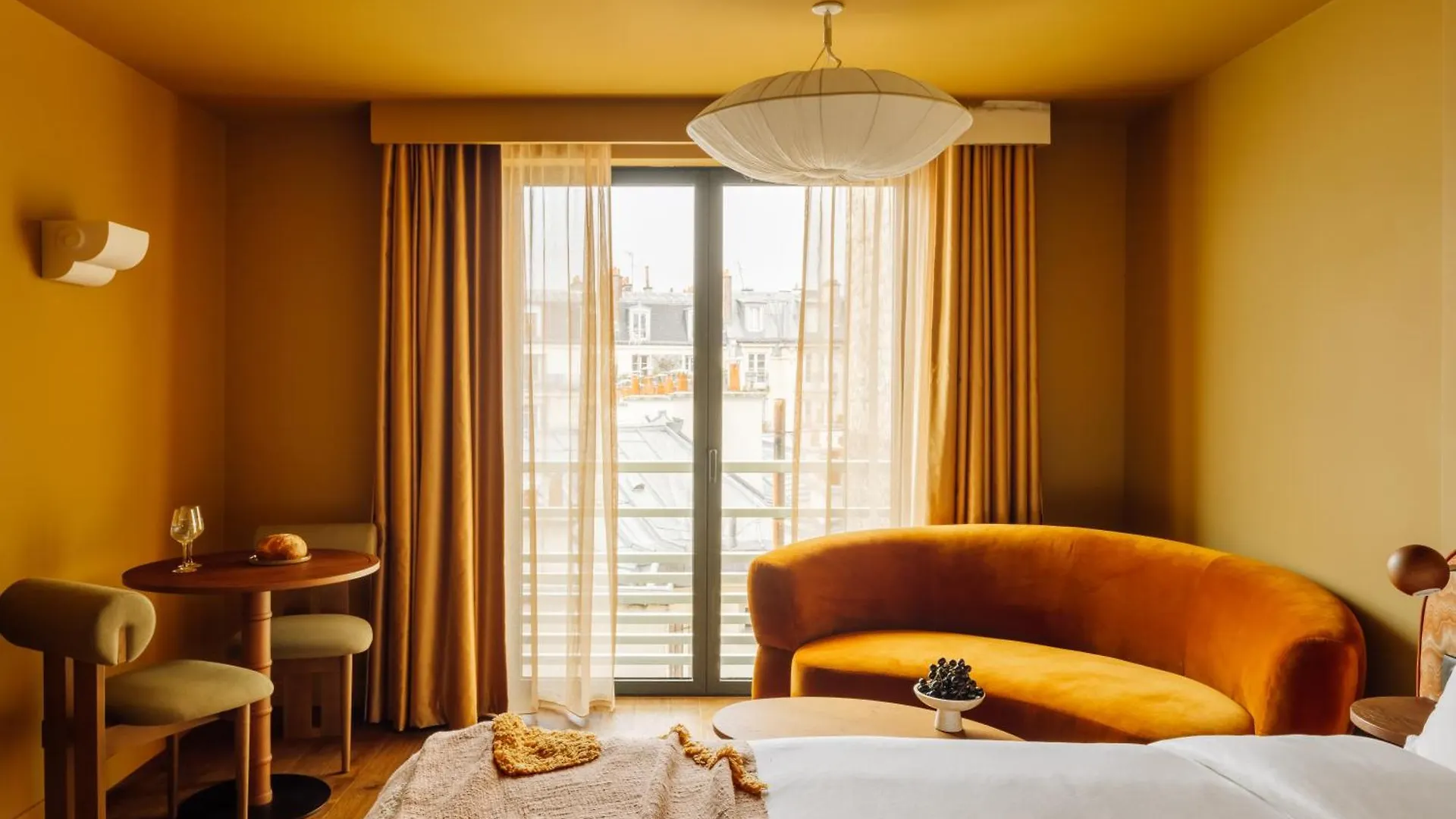Le Jardin De Verre By Locke Paris Hotel