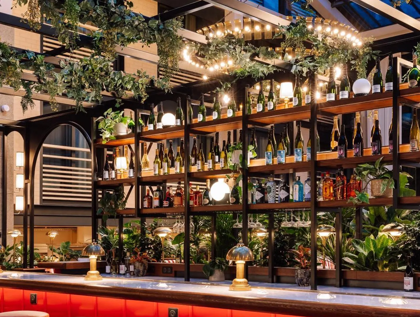 Hotel Le Jardin De Verre By Locke Paris